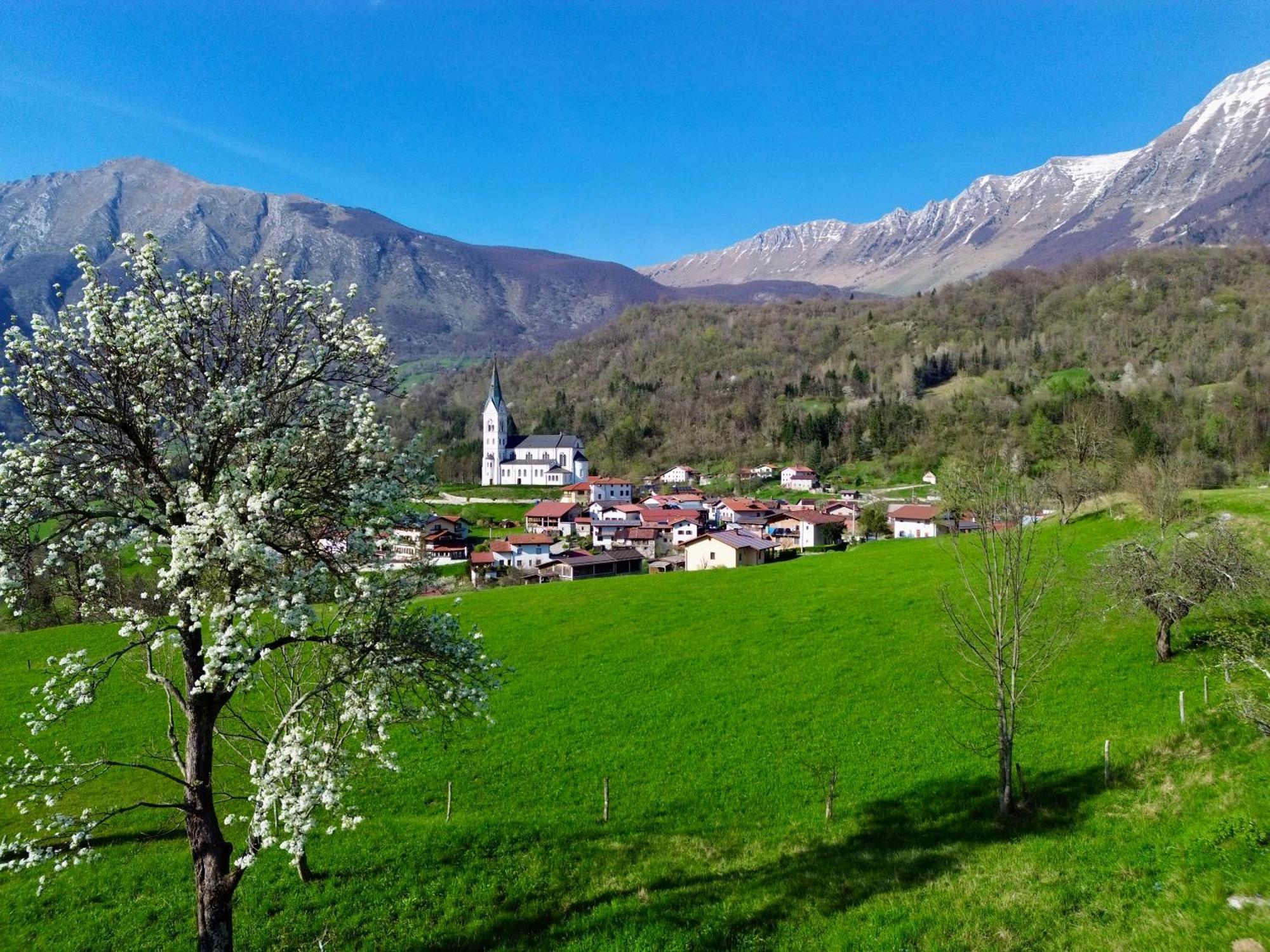 Holiday Home Krn&Relax Kobarid Buitenkant foto